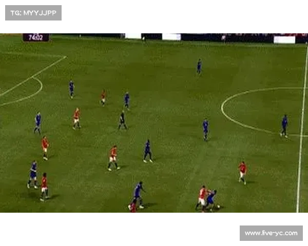 埃弗顿内讧后少一人作战反客为主,霍尔精彩兜射击溃曼联 埃弗顿内讧后少一人作战反客为主,霍尔精彩兜射击溃曼联